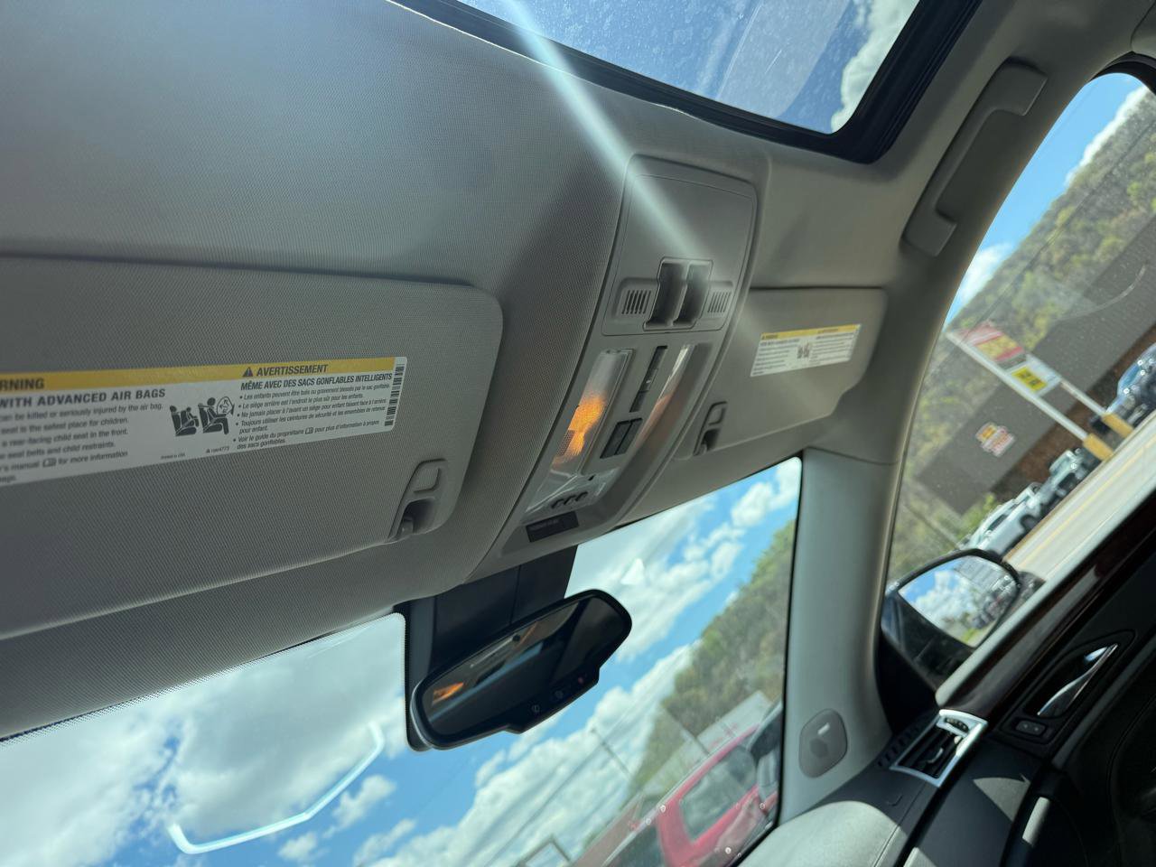 Used 2012 Cadillac SRX Performance AWD/4WD image 40