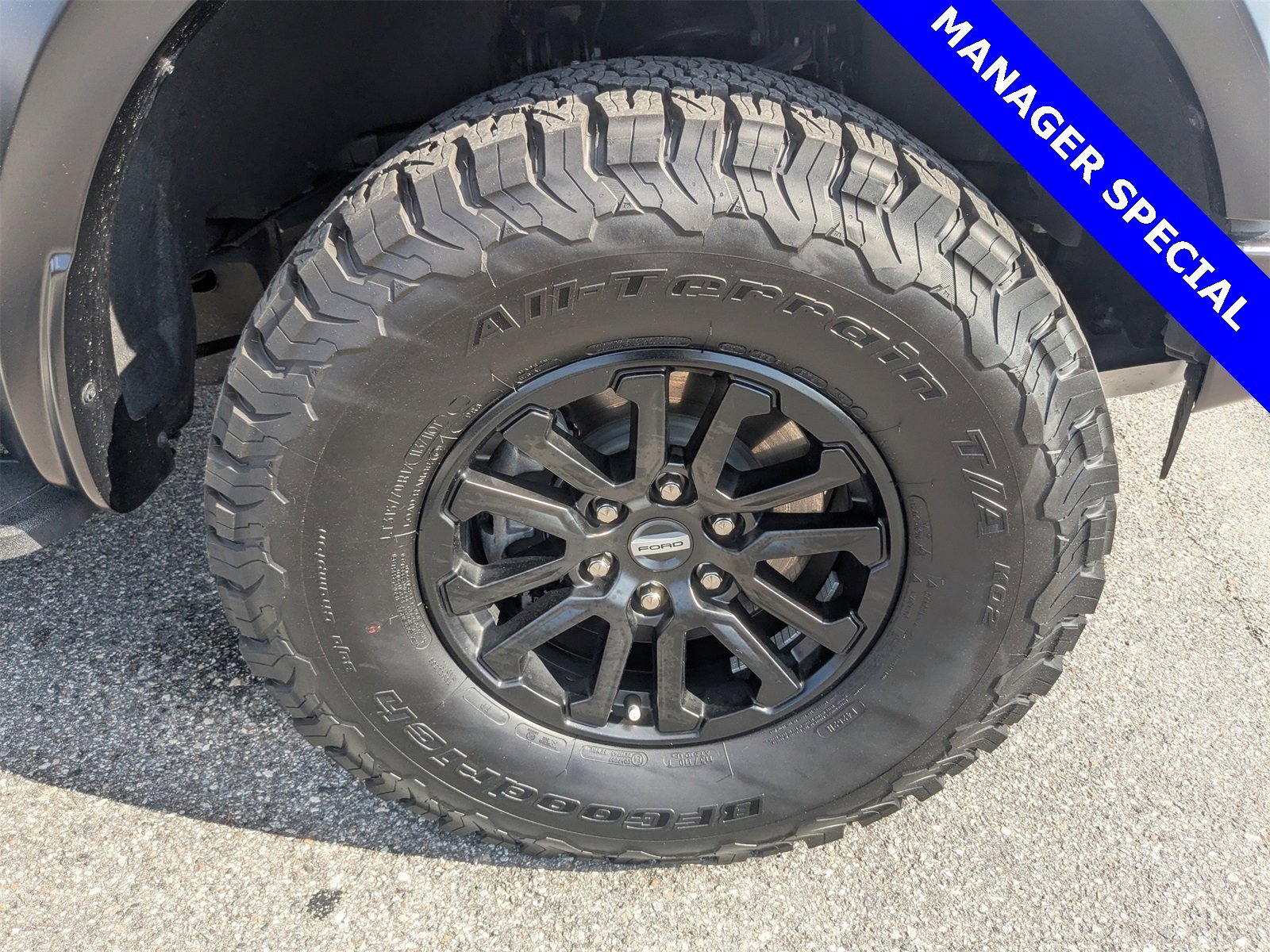 Used 2025 Ford F150 Raptor image 11