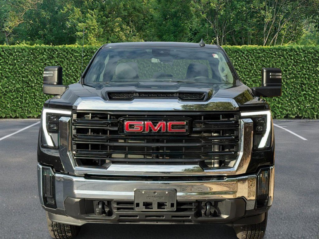 Used 2024 GMC Sierra 2500 Pro w/ Convenience Package image 7