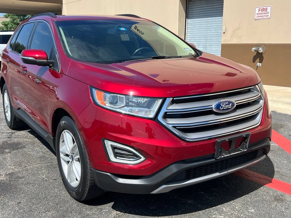 Used 2018 Ford Edge SEL w/ Equipment Group 201A FWD image 3