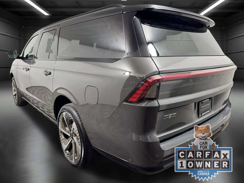Certified 2025 Lincoln Navigator L Black Label w/ Black Label Special Edition image 5