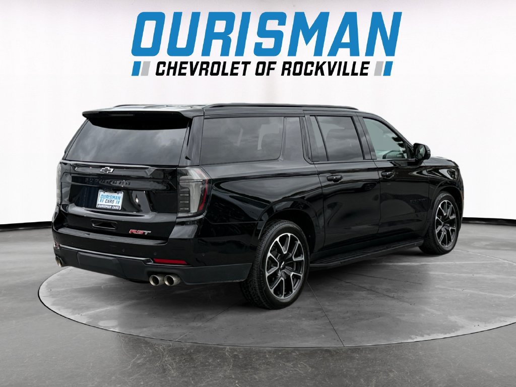 Used 2025 Chevrolet Suburban RST w/ Advanced Technology Package AWD/4WD image 6