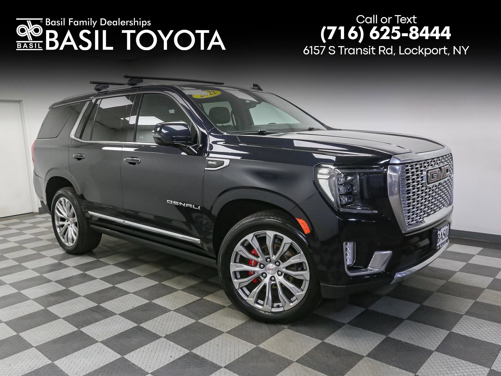 Used 2022 GMC Yukon Denali w/ Denali Premium Package AWD/4WD image 1