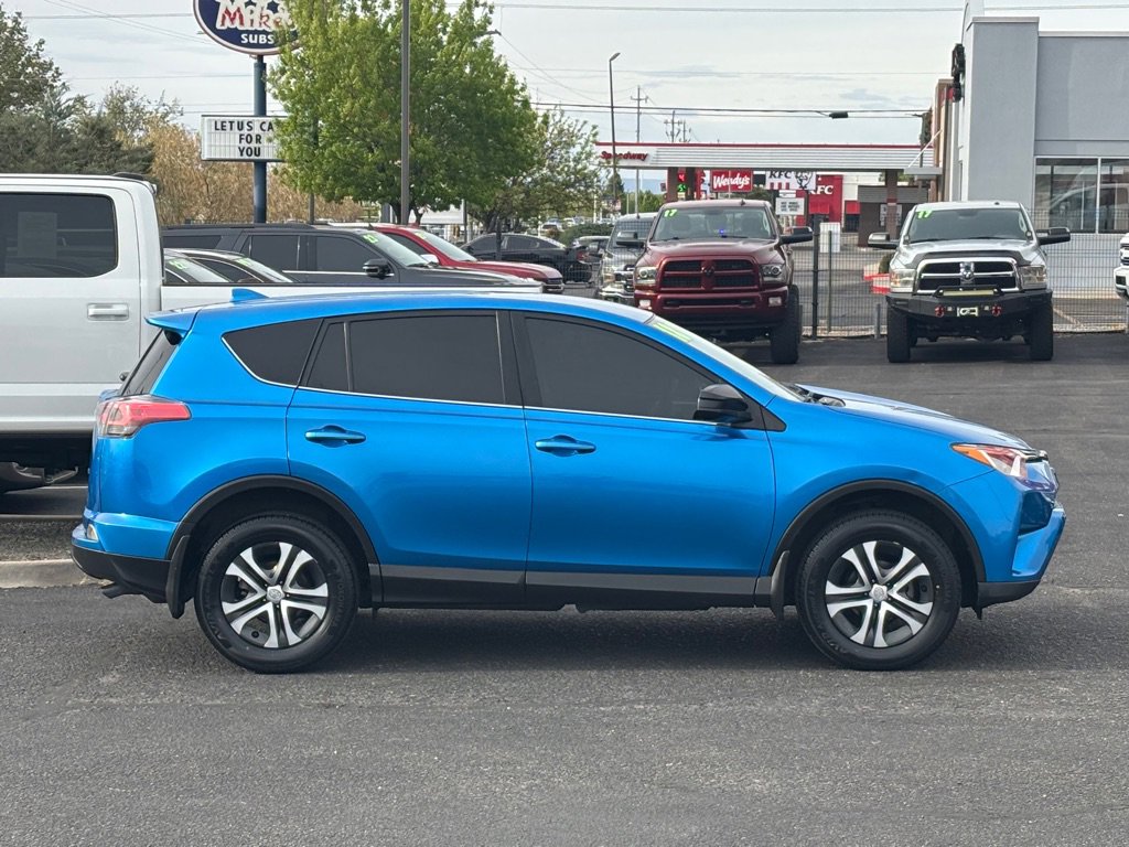 Used 2018 Toyota RAV4 LE w/ All Weather Liner Package image 51