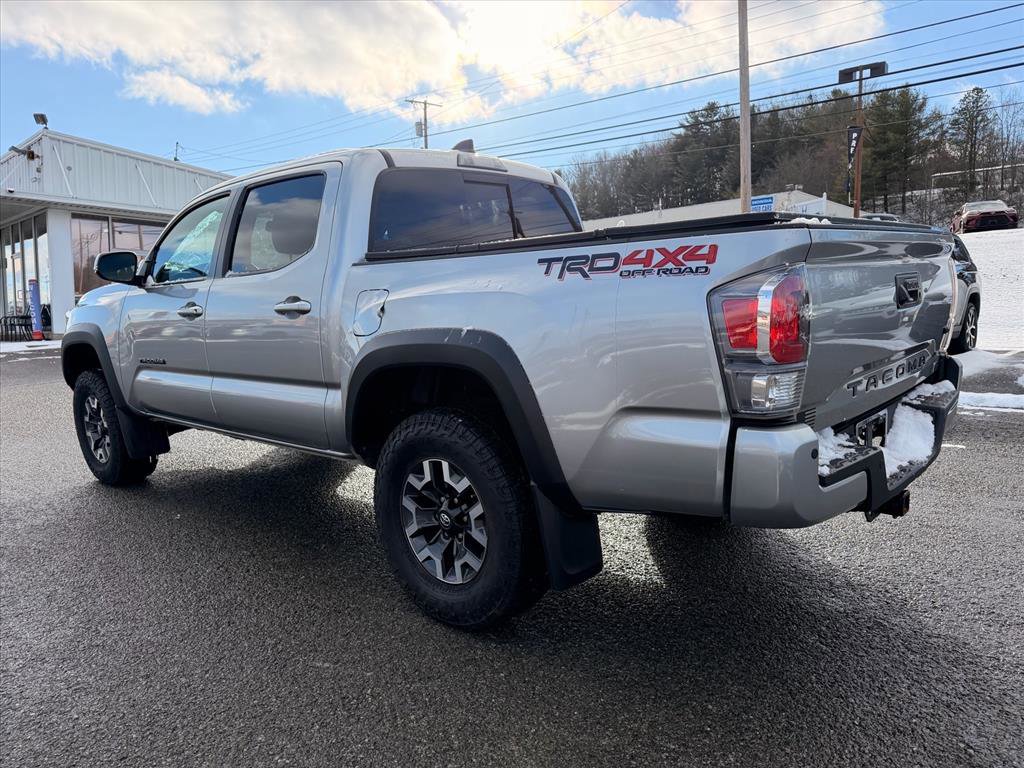 Used 2023 Toyota Tacoma TRD Off-Road w/ Technology Package image 4