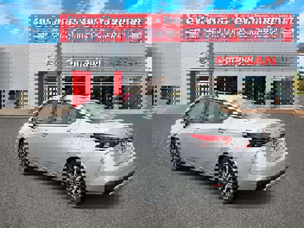 Used 2021 Nissan Versa SV image 6