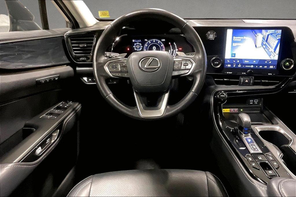 Used 2023 Lexus NX 350 AWD image 8
