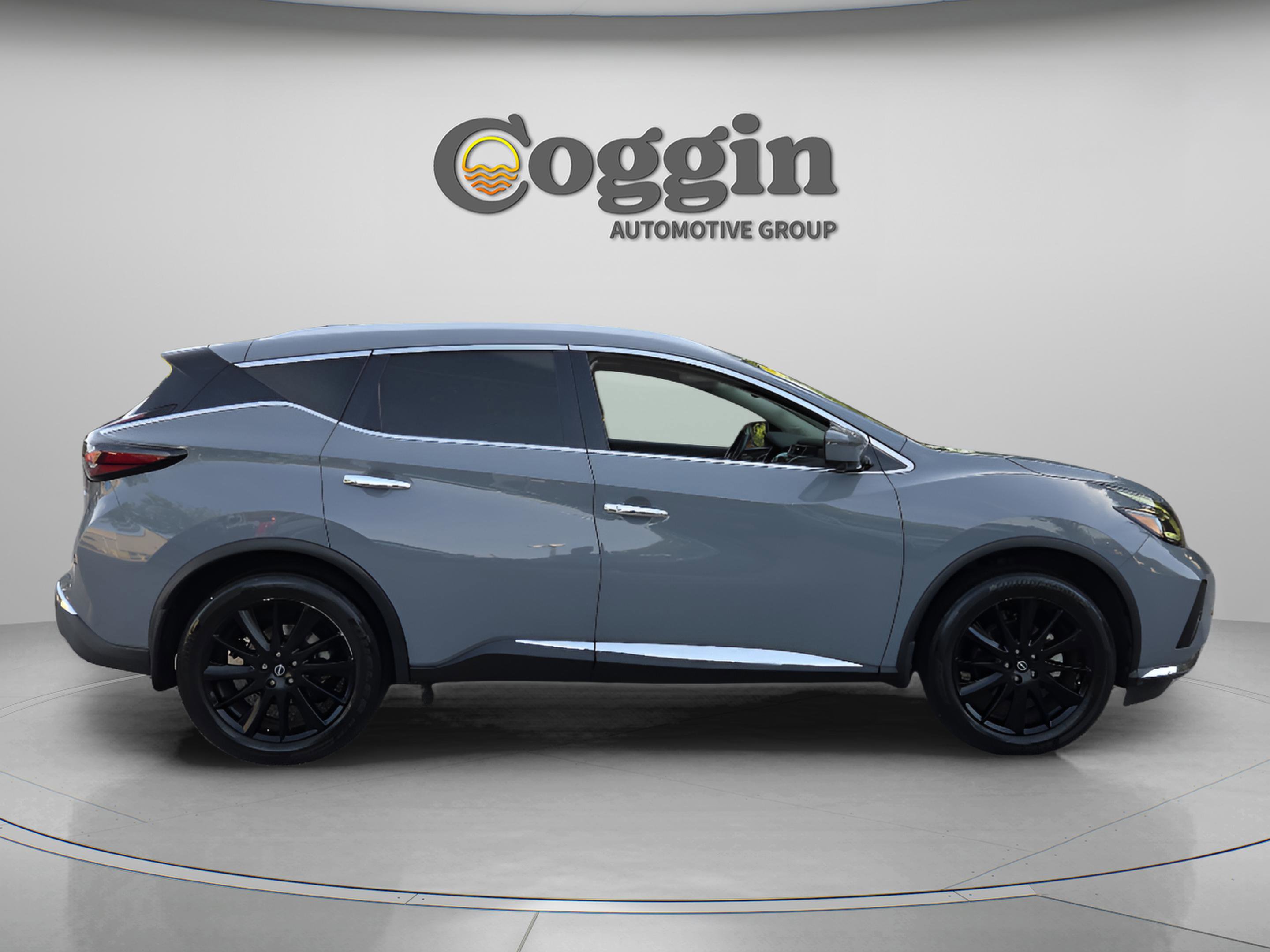 Used 2023 Nissan Murano Platinum w/ Cargo Package FWD image 6