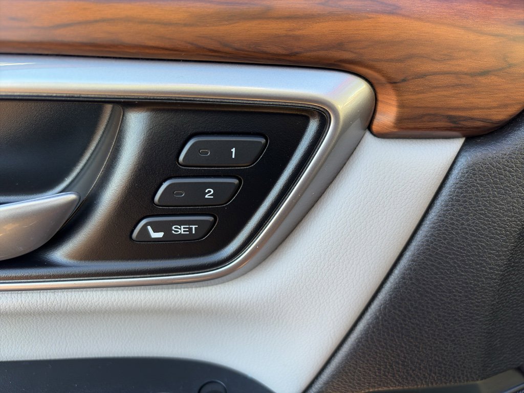 Used 2022 Honda CR-V Touring image 14