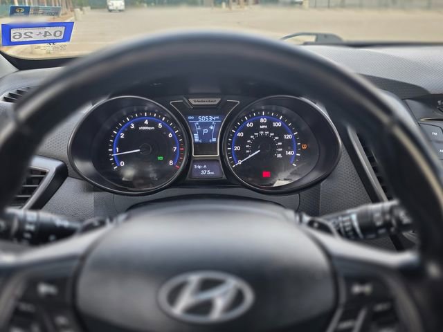 Used 2015 Hyundai Veloster Turbo FWD image 31