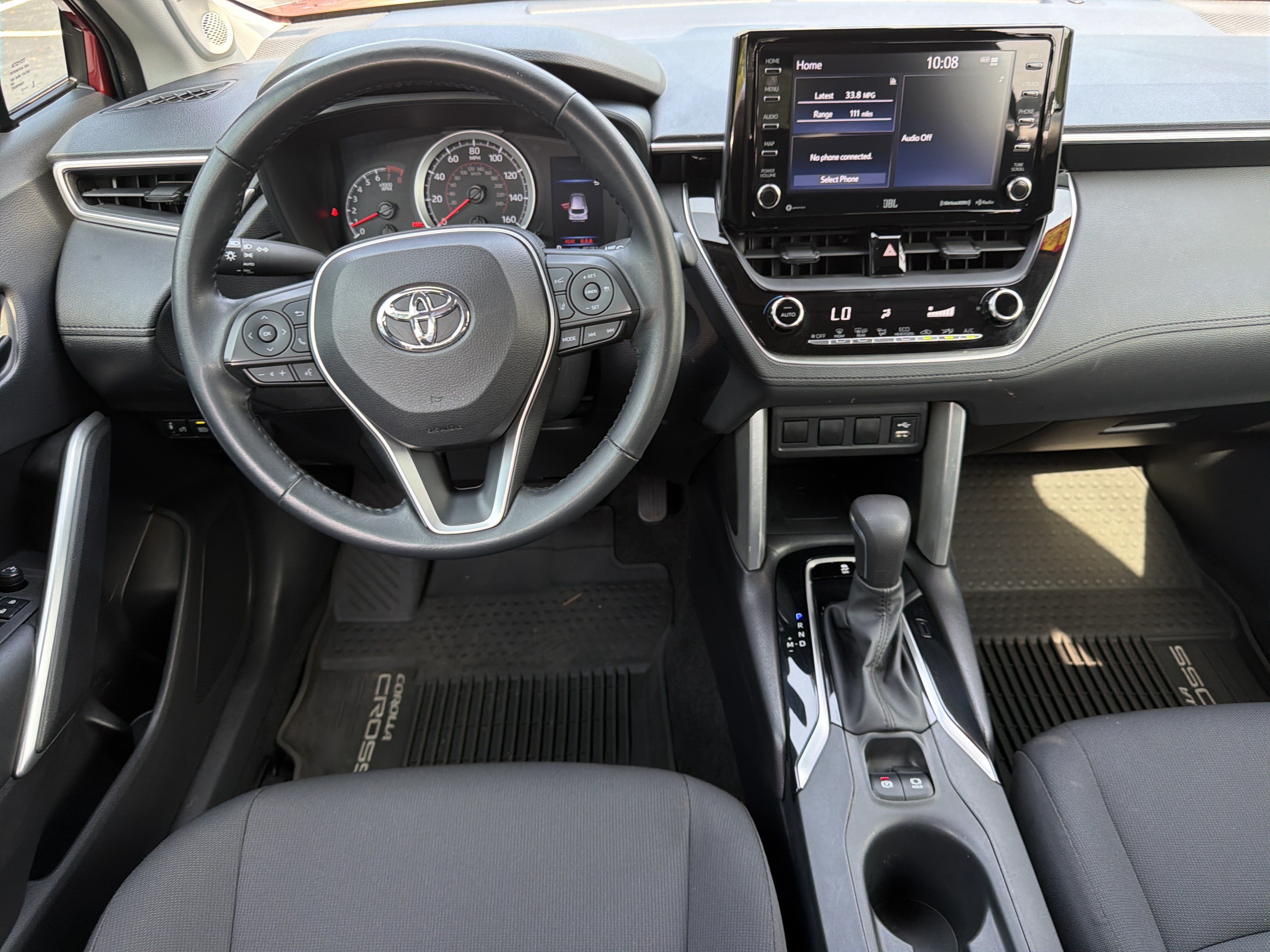 Used 2022 Toyota Corolla Cross LE w/ Moonroof Package FWD image 22