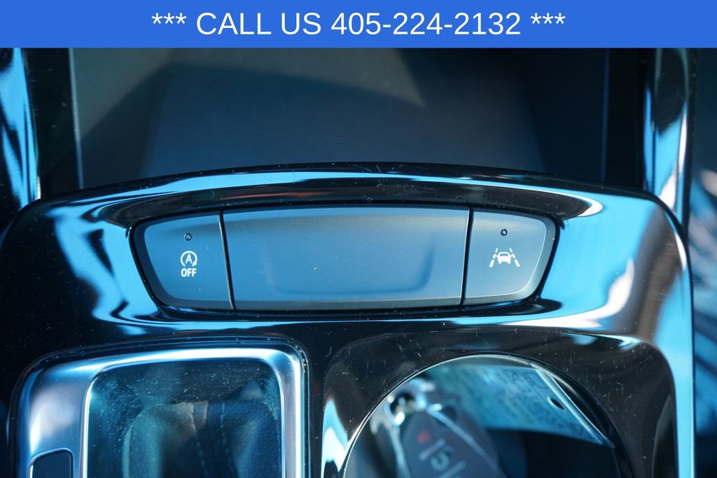 Used 2025 Chevrolet Trax LT w/ LT Convenience Package image 41