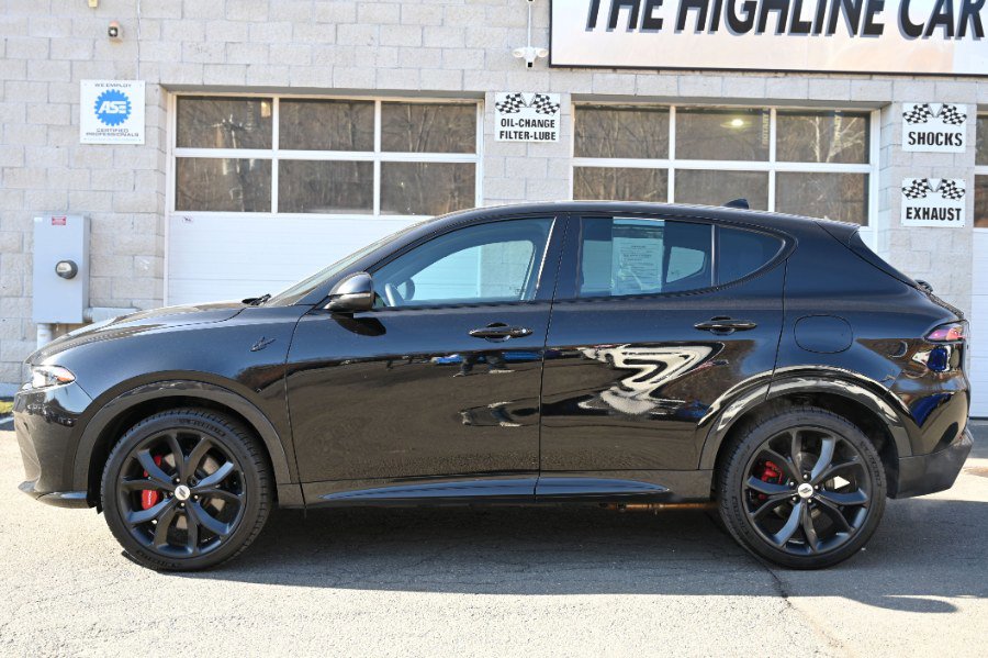 Used 2024 Dodge Hornet R/T image 2