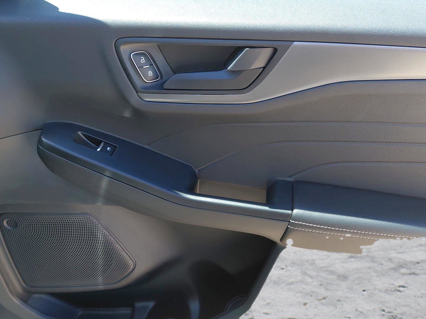 Used 2025 Ford Escape Active FWD image 14
