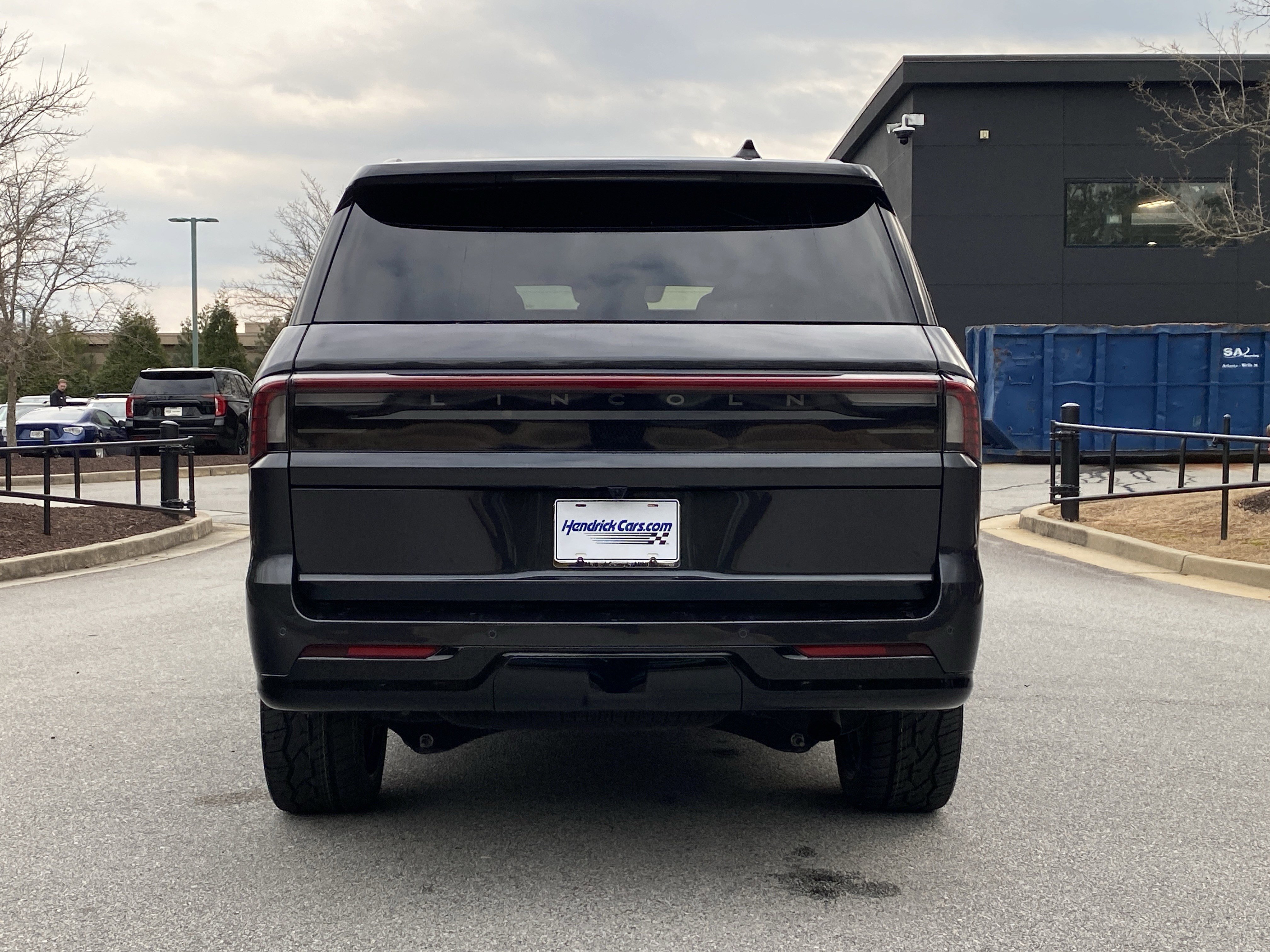 Used 2025 Lincoln Navigator Reserve w/ Jet Appearance Package image 16