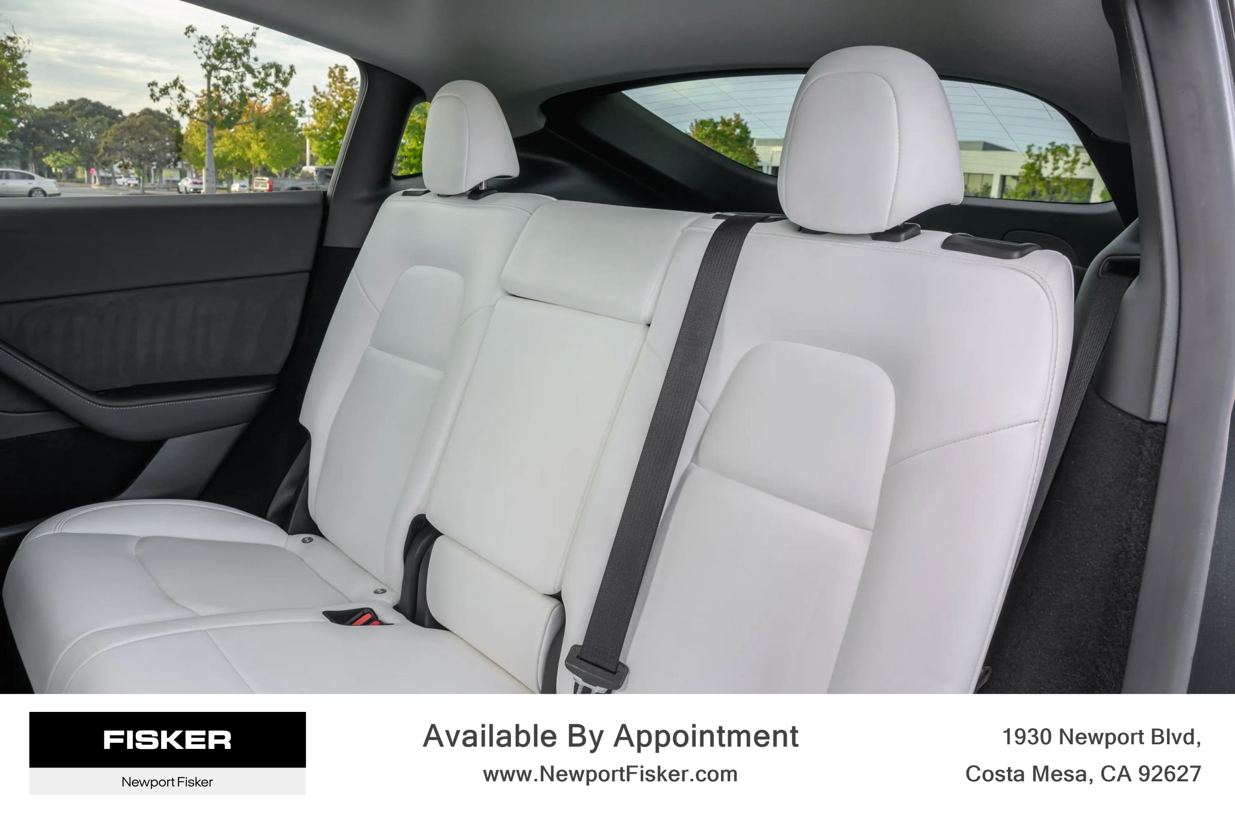 Used 2024 Tesla Model Y Long Range AWD/4WD image 19