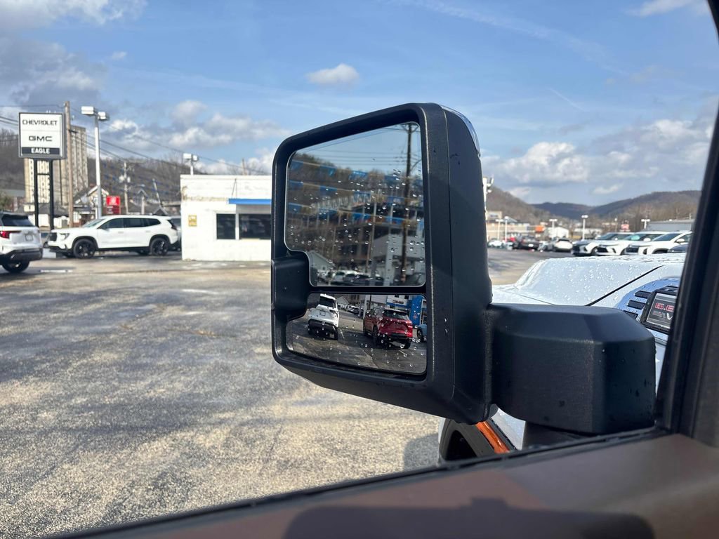 New 2026 GMC Sierra 2500 Denali w/ Denali Reserve Package image 11