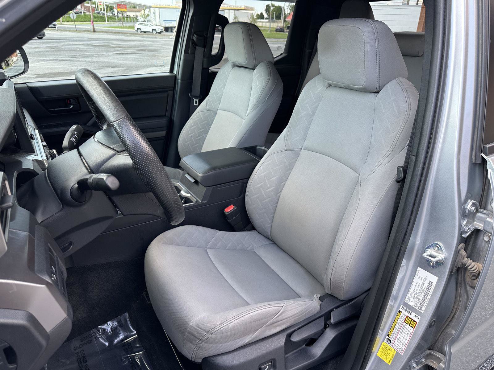 Used 2024 Toyota Tacoma SR5 AWD/4WD image 15