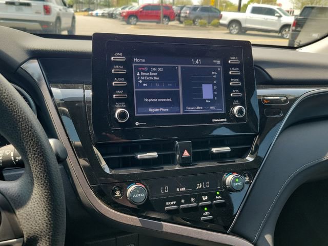 Used 2023 Toyota Camry LE image 18