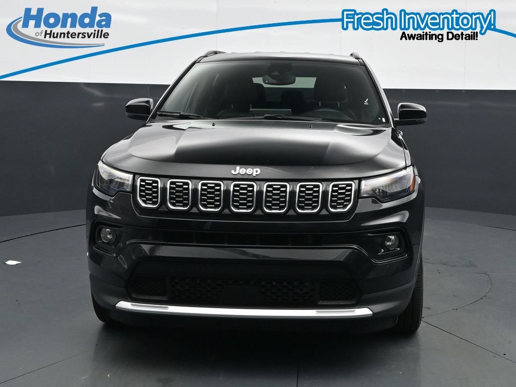 Used 2025 Jeep Compass Limited AWD/4WD image 4