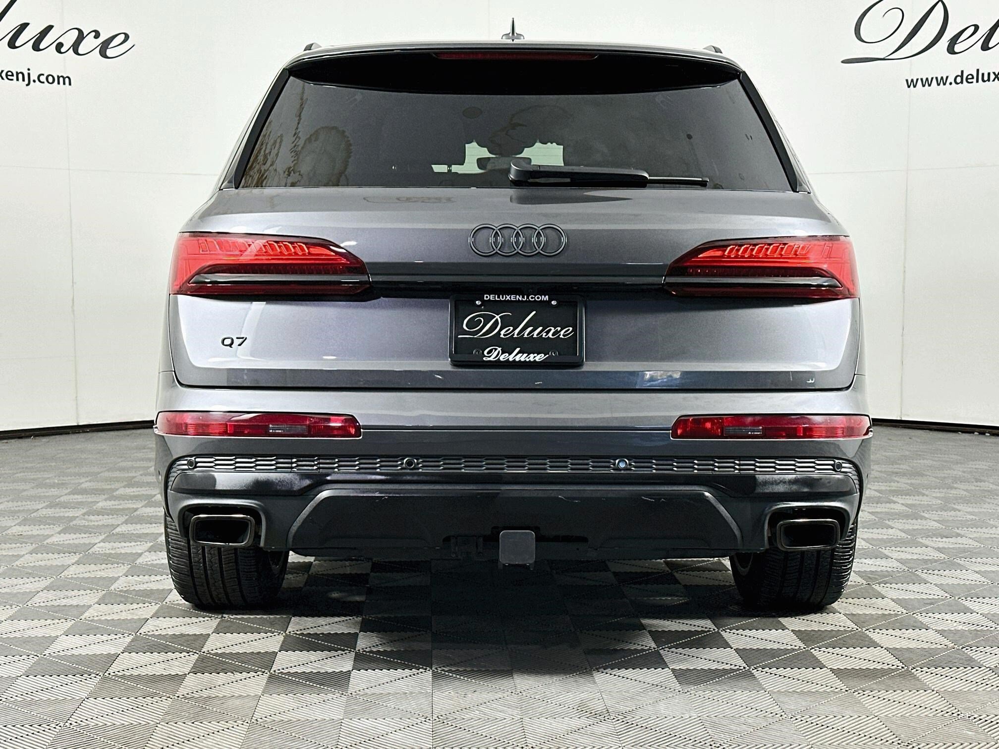 Used 2025 Audi Q7 3.0T Prestige AWD/4WD image 5