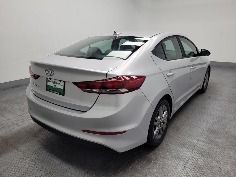 Used 2018 Hyundai Elantra SEL w/ Cargo Package FWD image 9