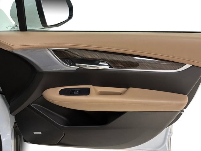 Used 2025 Cadillac XT6 Sport w/ Platinum Package image 15