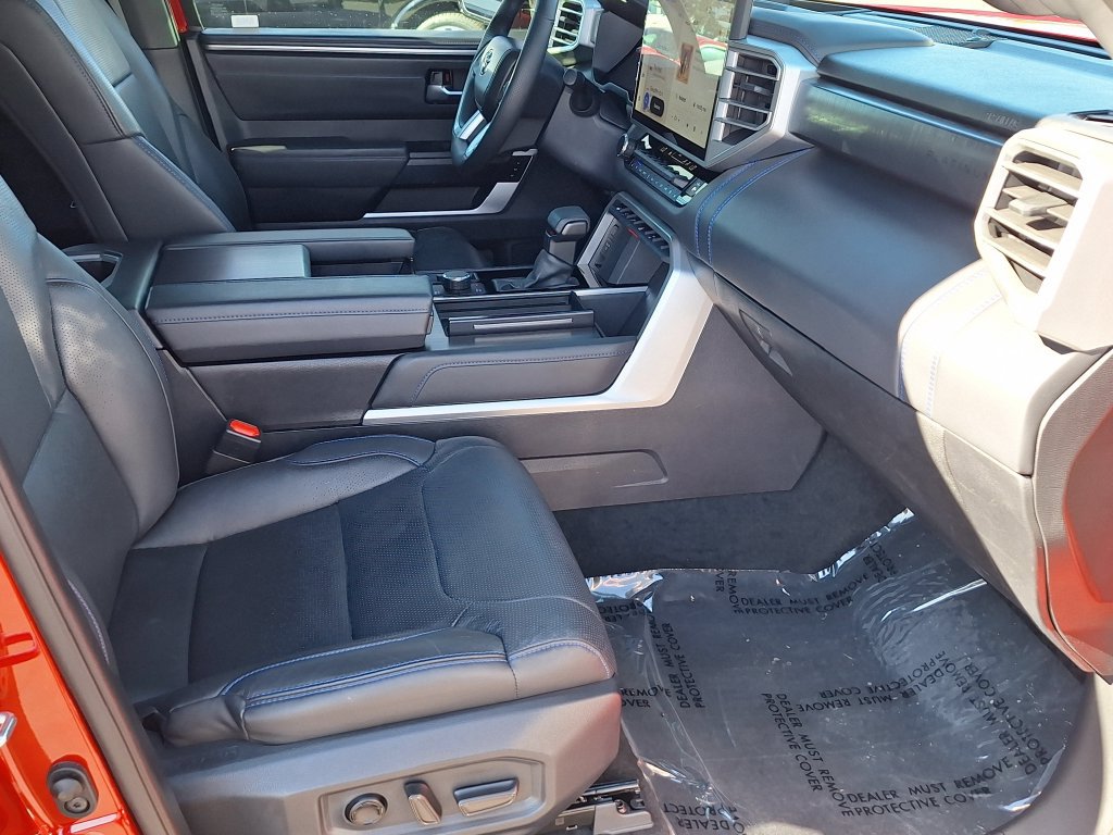 Used 2025 Toyota Sequoia Platinum w/ TRD Off-Road Package AWD/4WD image 30