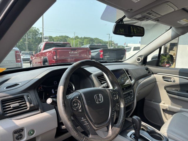 Used 2017 Honda Pilot EX-L image 12