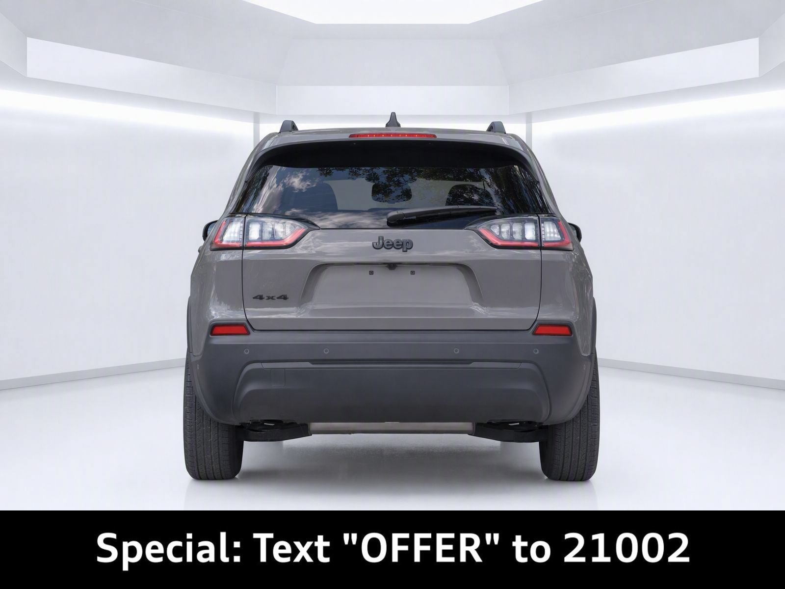 Used 2023 Jeep Cherokee Altitude Lux AWD/4WD image 4
