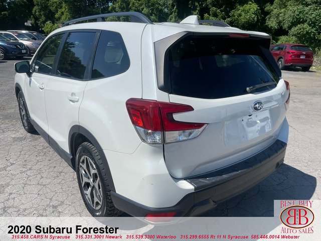 Used 2020 Subaru Forester Premium image 5