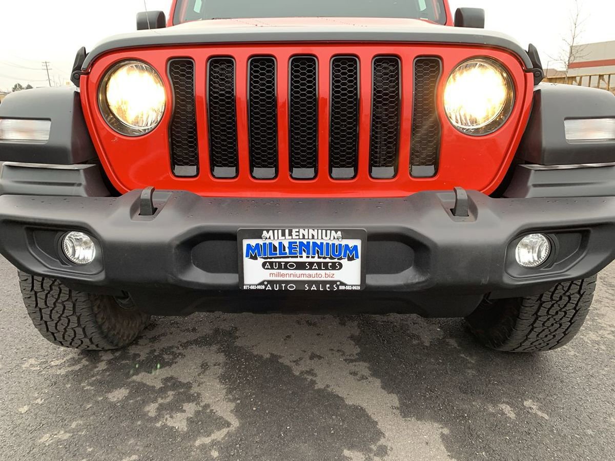 Used 2022 Jeep Wrangler Unlimited Sport image 10