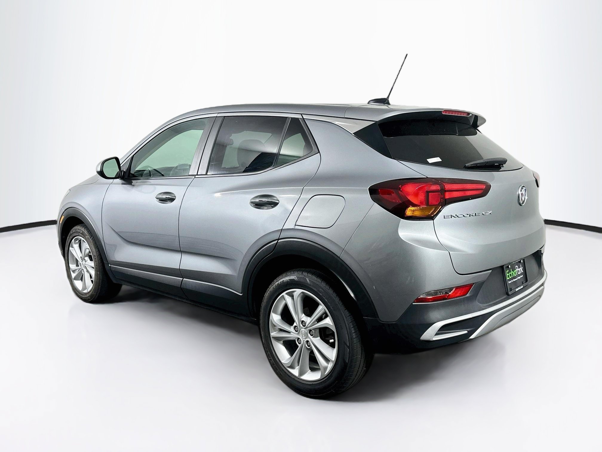 Used 2023 Buick Encore GX Preferred w/ Cold Weather Comfort Package FWD image 5