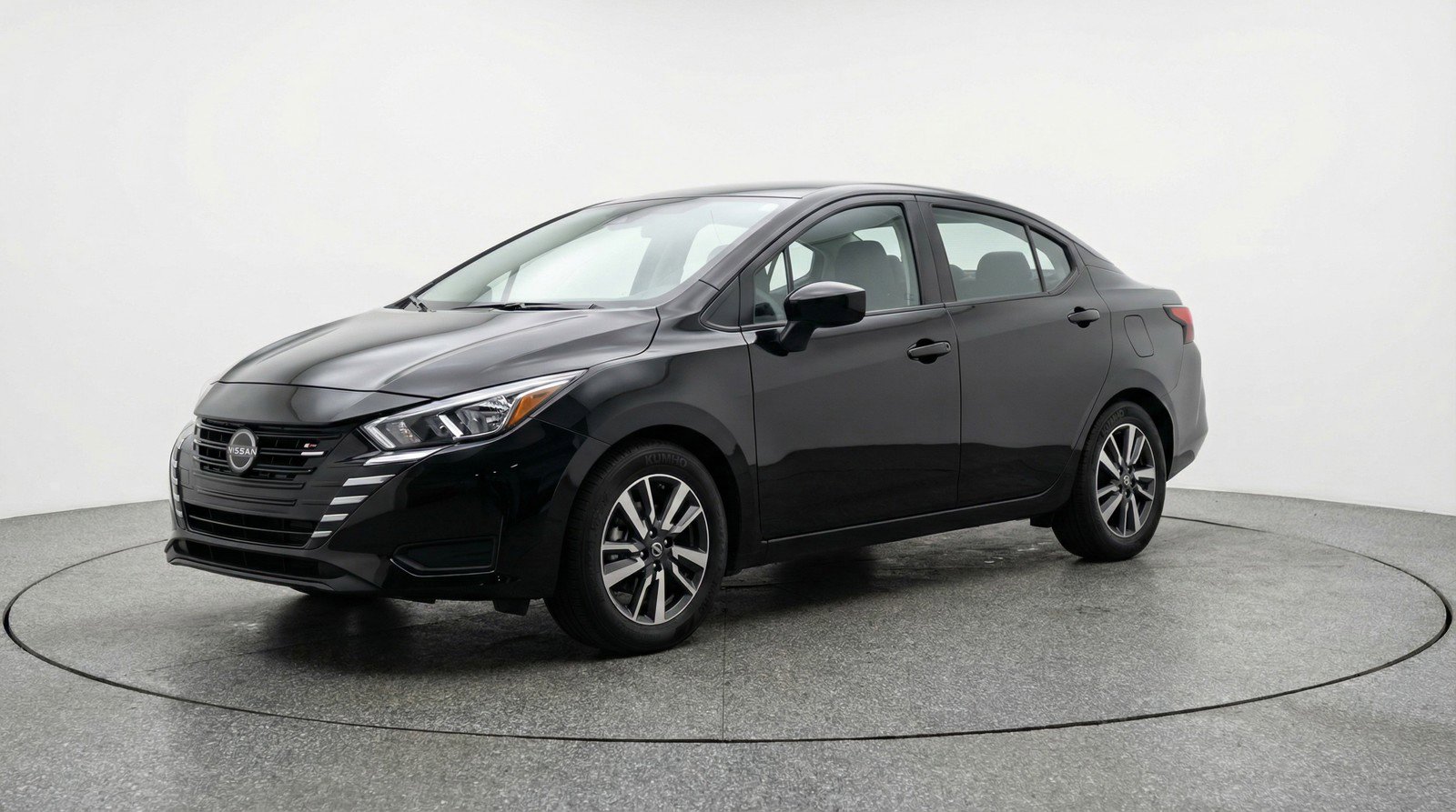Used 2025 Nissan Versa SV FWD image 3