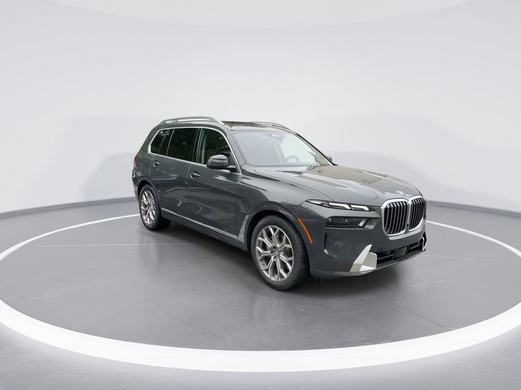 Used 2026 BMW X7 xDrive40i w/ Premium Package image 2