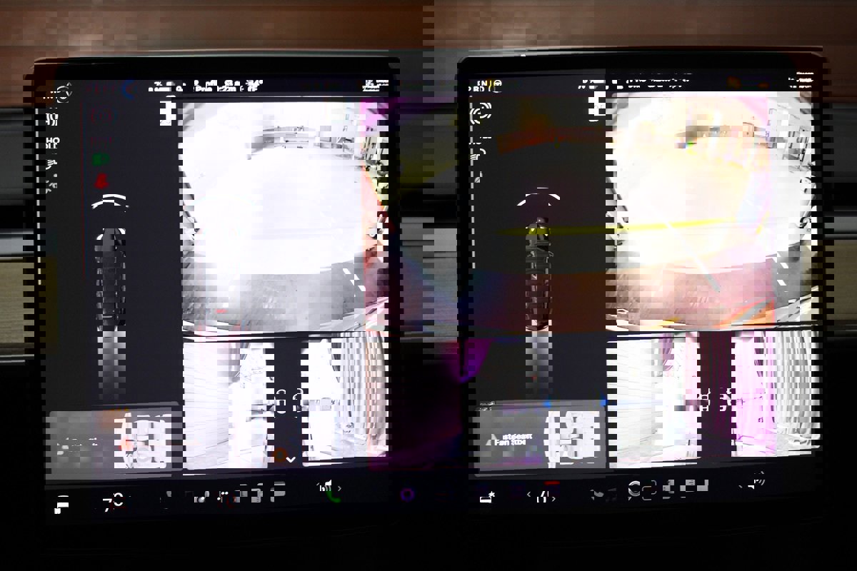 Used 2023 Tesla Model Y Long Range image 31