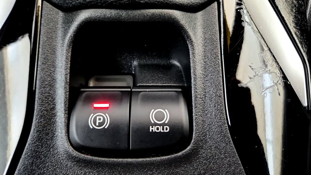 Certified 2020 Toyota Corolla SE FWD image 34