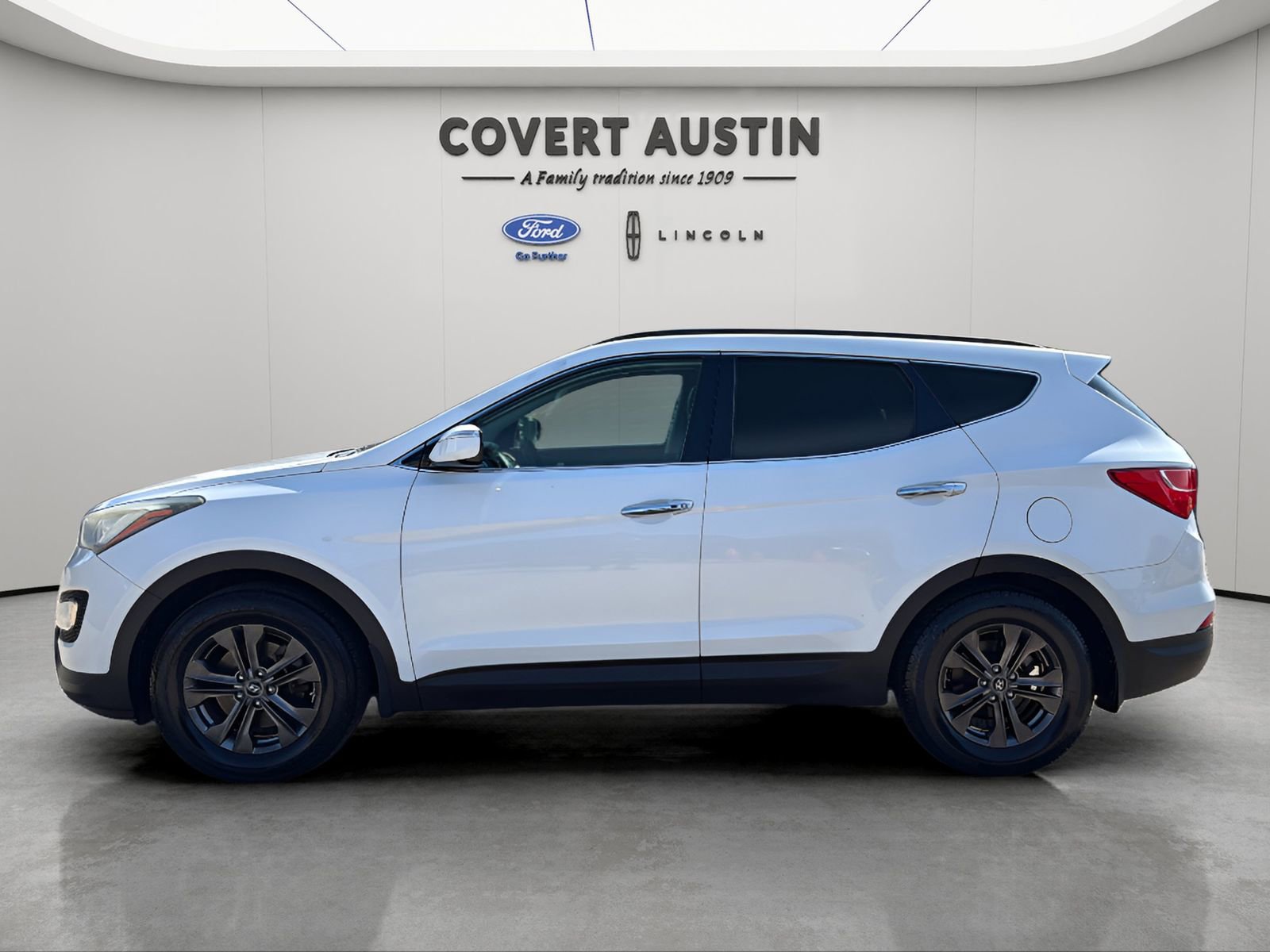 Used 2014 Hyundai Santa Fe Sport w/ Technology Package 04 FWD image 2