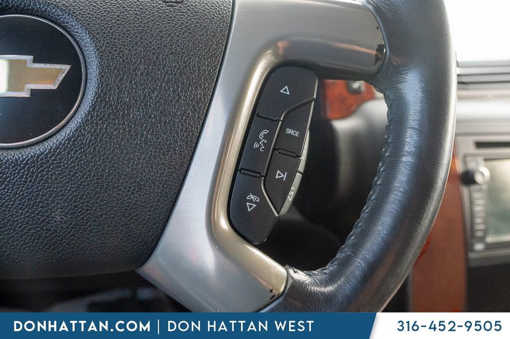 Used 2010 Chevrolet Tahoe LTZ AWD/4WD image 9