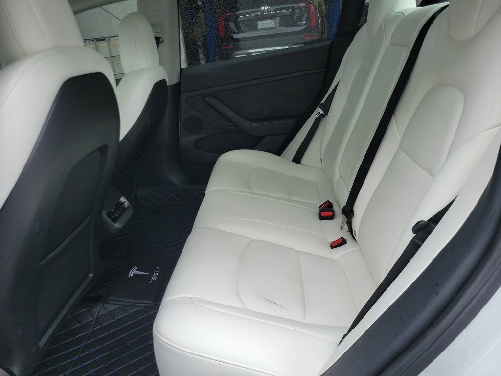 Used 2023 Tesla Model 3 Performance AWD/4WD image 13
