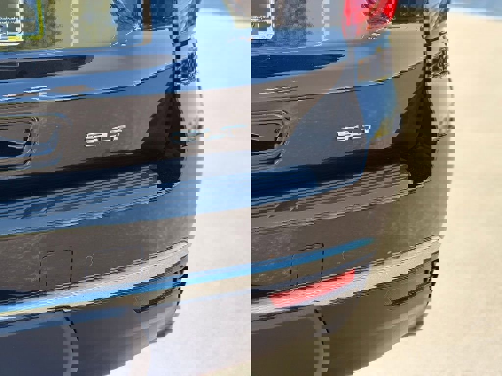 Used 2024 GMC Yukon XL SLT image 15