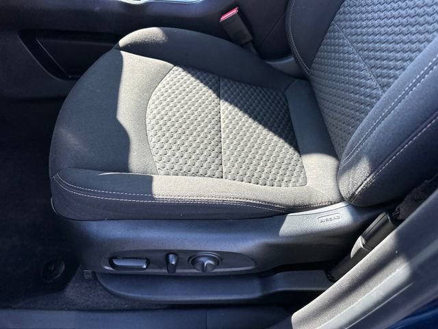 Used 2020 GMC Terrain SLE w/ Driver Convenience Package image 11