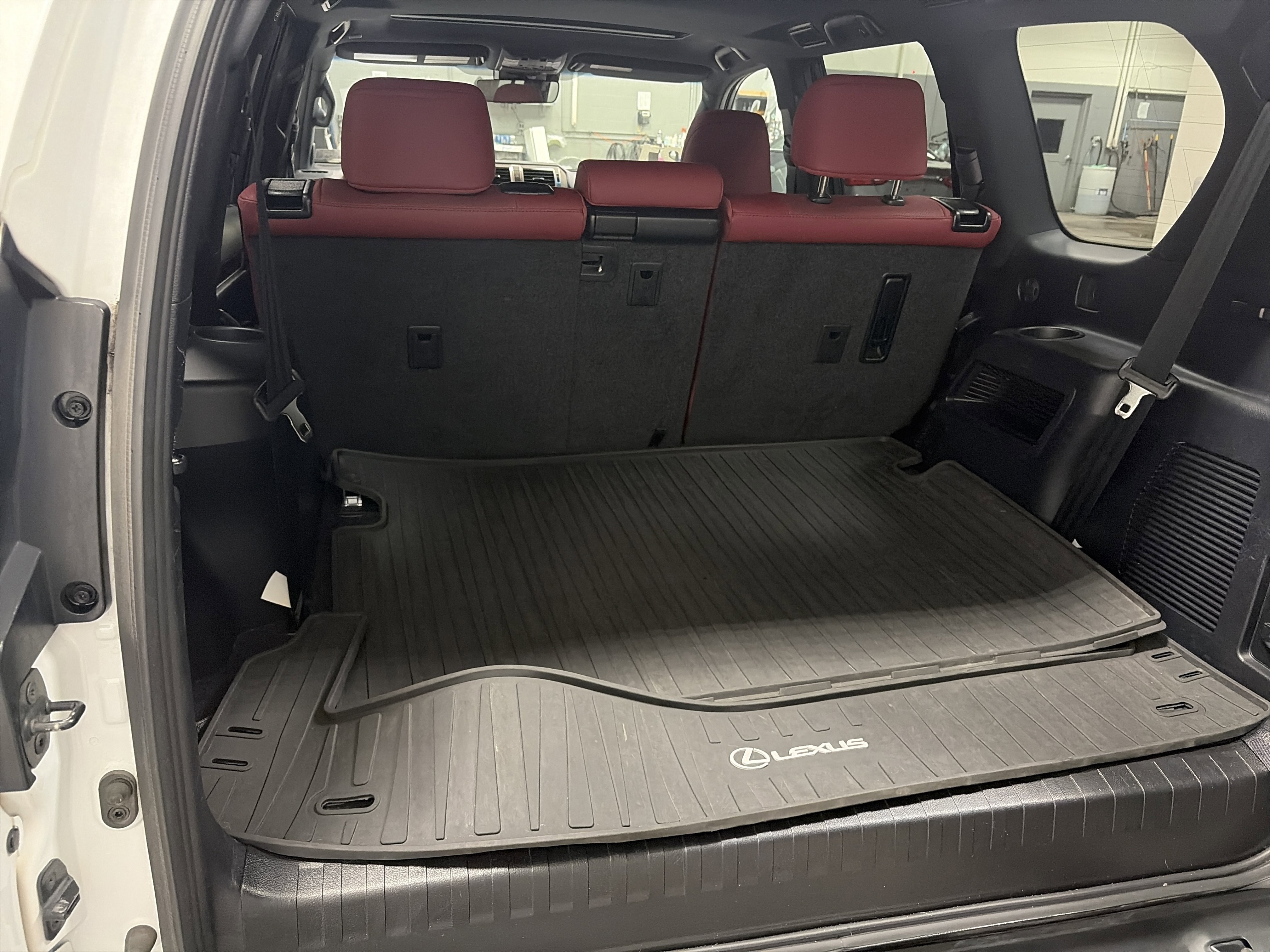 Used 2021 Lexus GX 460 Premium w/ Premium Package image 33