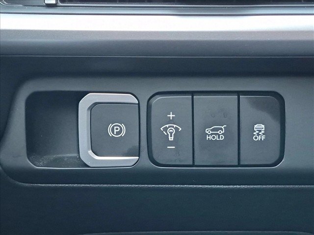 Used 2026 Hyundai Santa Fe SEL FWD image 25