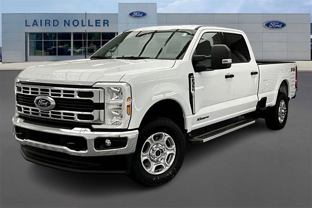 New 2026 Ford F350 XLT image 1