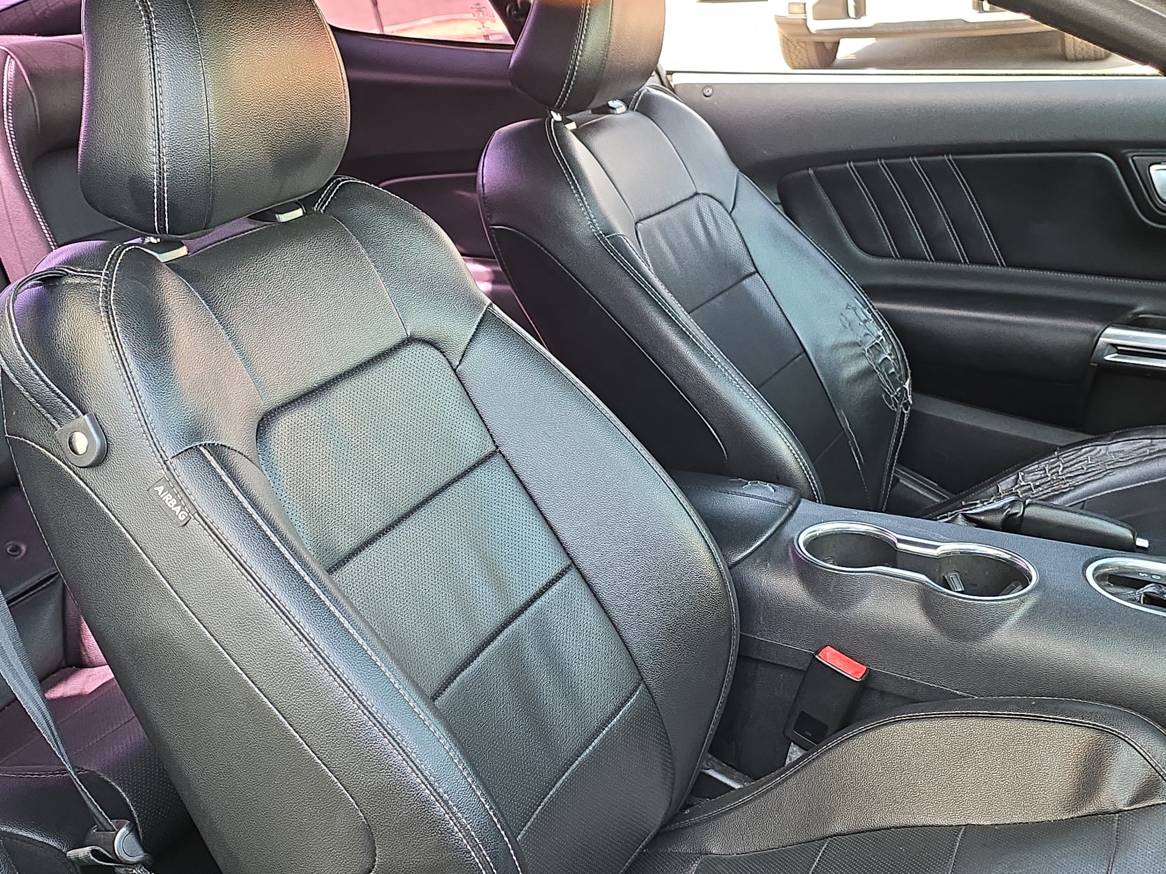 Used 2021 Ford Mustang Premium RWD image 29