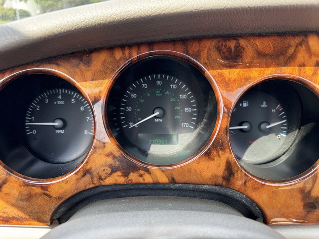 Used 1998 Jaguar XK8 Convertible image 28