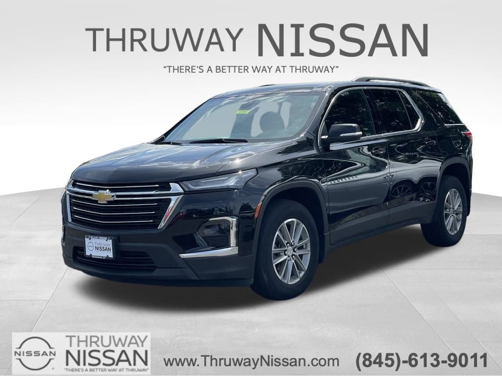 Used 2023 Chevrolet Traverse LT