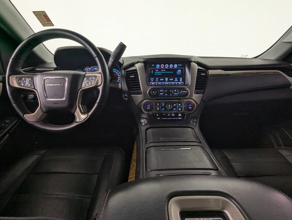 Used 2017 GMC Yukon Denali w/ Open Road Package AWD/4WD image 16