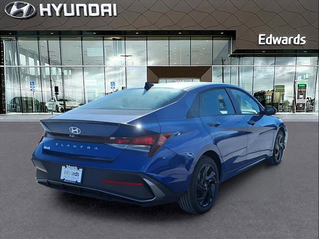 New 2026 Hyundai Elantra Sport image 7